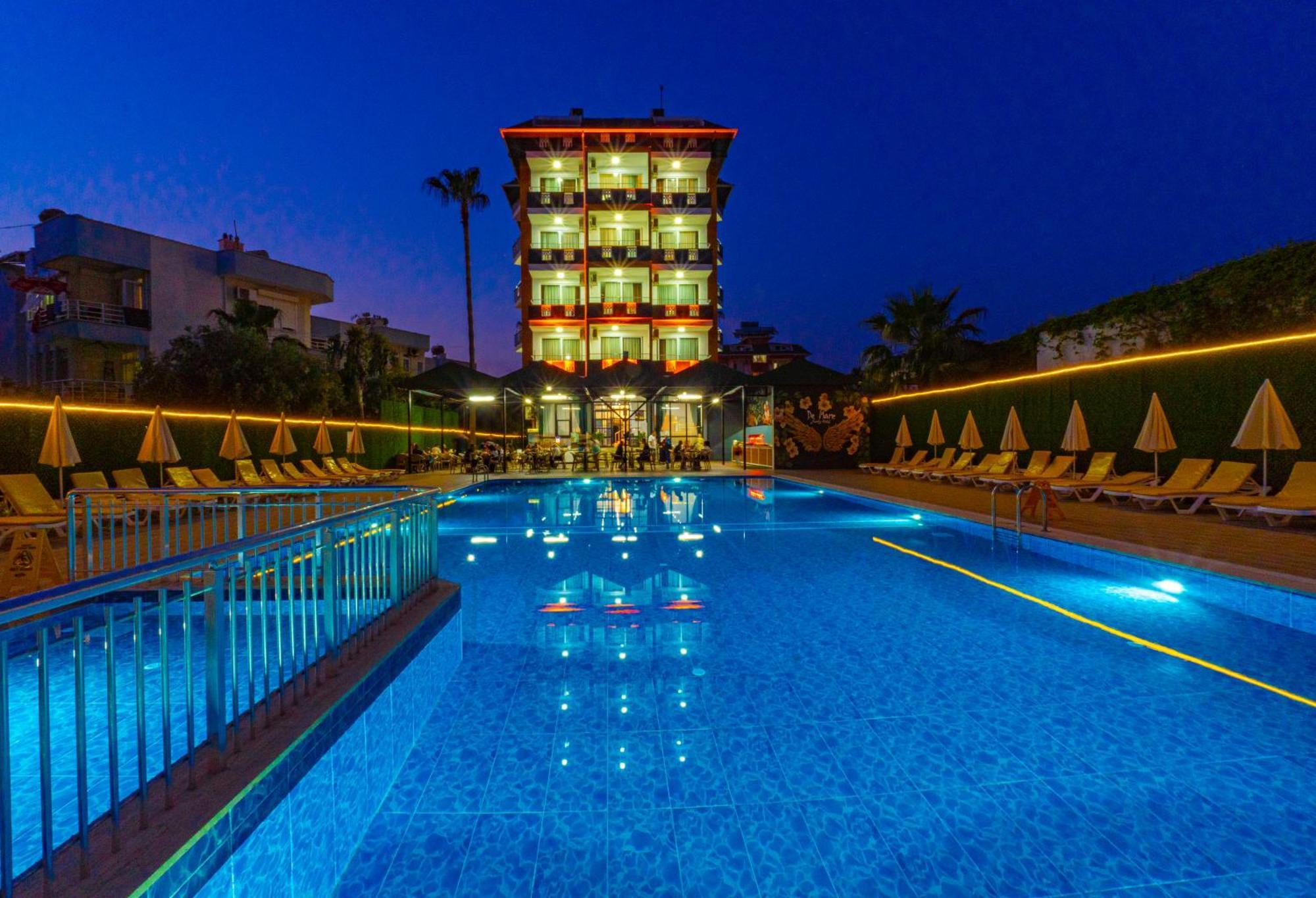 Отель De Mare Family 3*